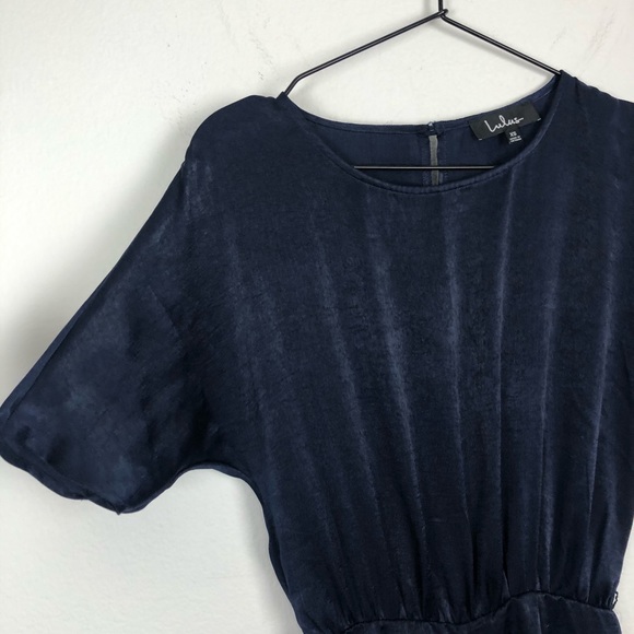 Lulu’s Navy Wide Leg Satin Short Sleeve Jumpsuit - Picture 3 of 10